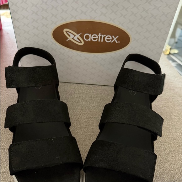 Aetrex Black Strap Sandals - Picture 2 of 7